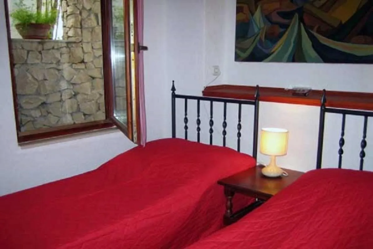 Apartments Doria - 20M From Beach 特罗吉尔