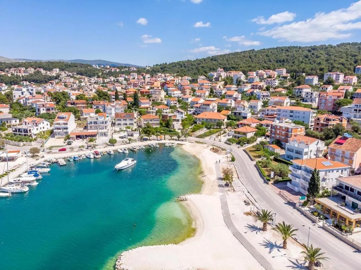 Apartment Luna Trogir